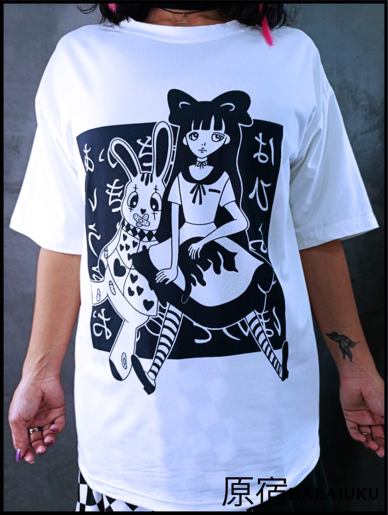 Camiseta Alicia en el Pais de las Maravillas