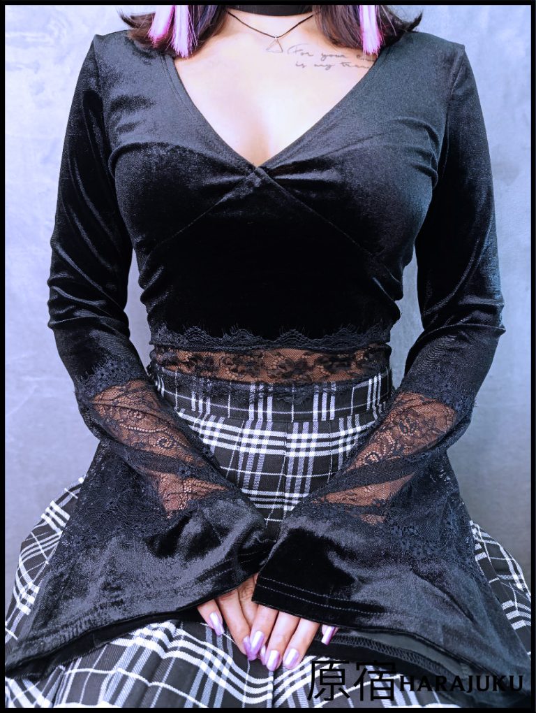 Crop Top Mangas Abiertas de Terciopelo