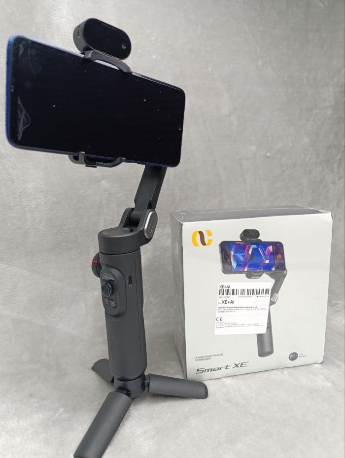AOCHUAN Smart XE con 3 Ejes  - Estabilizador Inteligente Para Telefono con Adaptador de Inteligencia Artificial